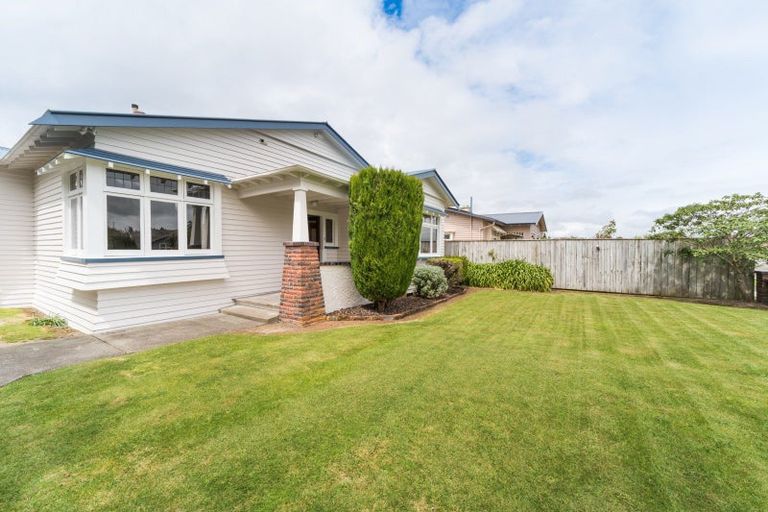 Photo of property in 55 Lyndhurst Street, Takaro, Palmerston North, 4412