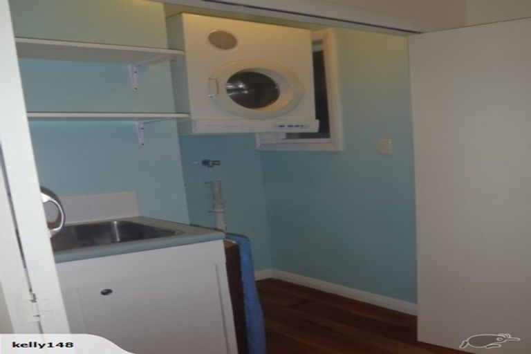 Photo of property in 57 Bedford Street, Northland, Wellington, 6012