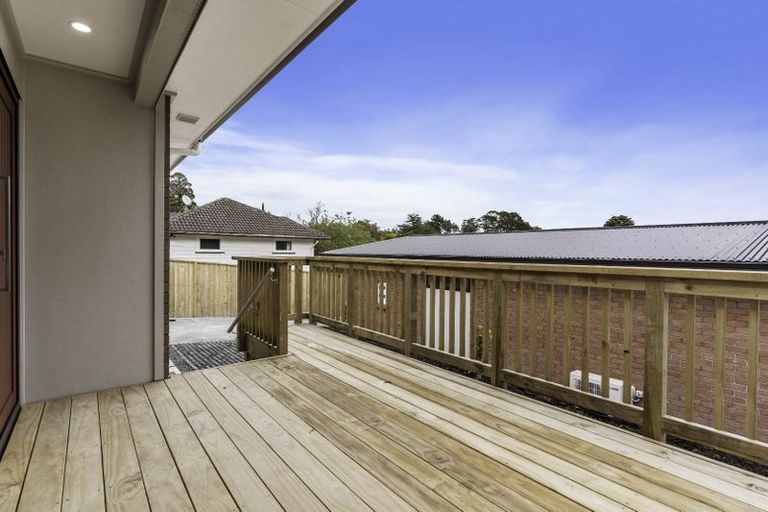 Photo of property in 41 Kingdale Road, Henderson, Auckland, 0610