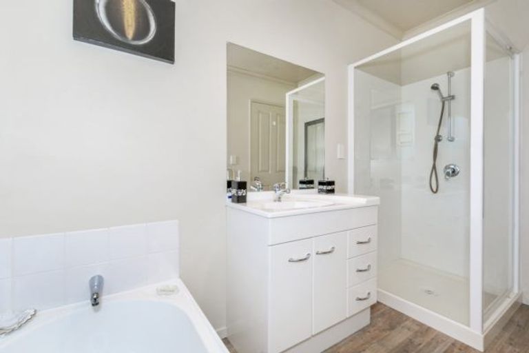 Photo of property in 11 Birchs Road, Prebbleton, 7604