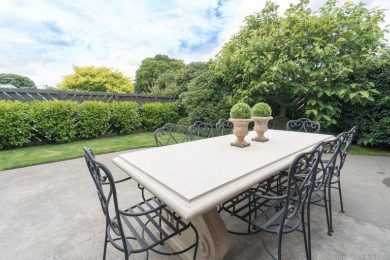 Photo of property in 74 Rata Street, Hawera, 4610