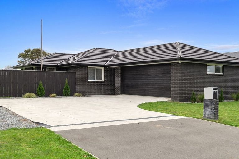 Photo of property in 17 Stormlea Drive, Southbridge, 7602