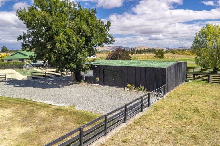 Photo of property in 1 Chamberry Drive, Waipukurau, 4282
