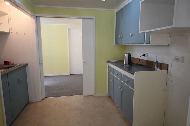 Photo of property in 17 Rimutaka Place, Titirangi, Auckland, 0604