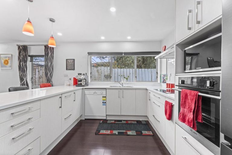 Photo of property in 4/89 Kolmar Road, Papatoetoe, Auckland, 2025