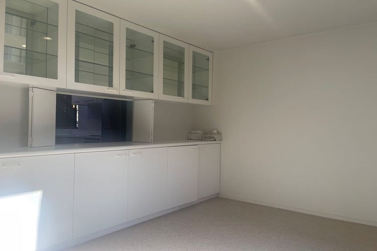 Photo of property in 2/70 Champion Street, Edgeware, Christchurch, 8013