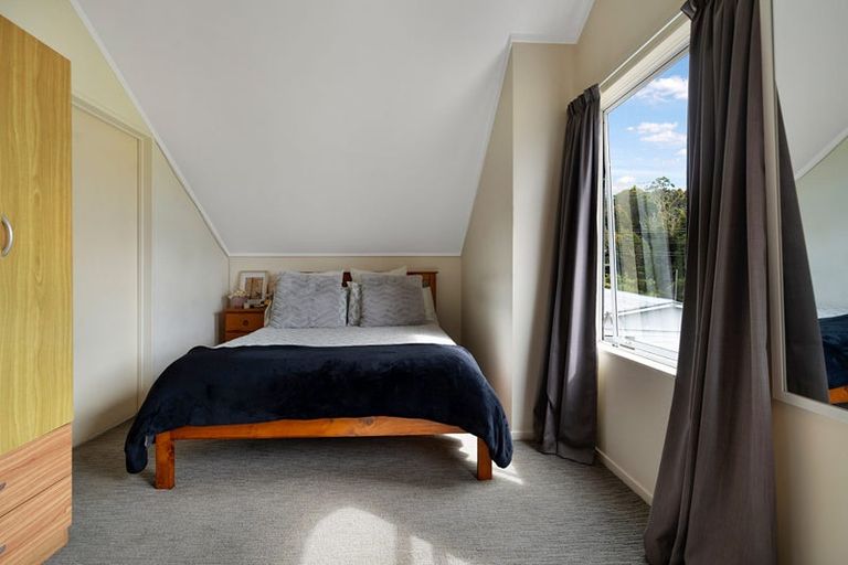 Photo of property in 19 Lilburn Crescent, Massey, Auckland, 0614