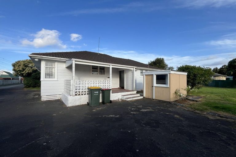 Photo of property in 11 Hunua Road, Papakura, 2110
