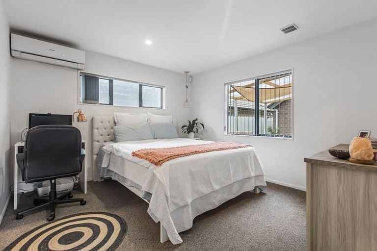 Photo of property in 14 Kotuku Crescent, Takanini, 2112