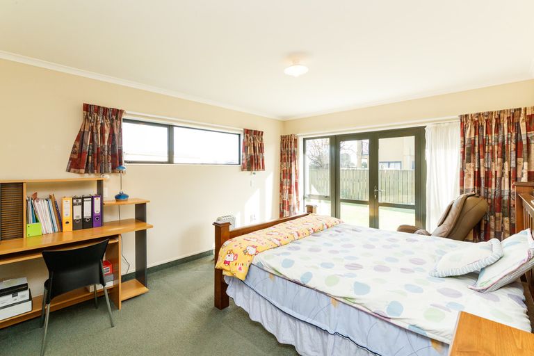 Photo of property in 20 Rose Place, Awapuni, Palmerston North, 4412