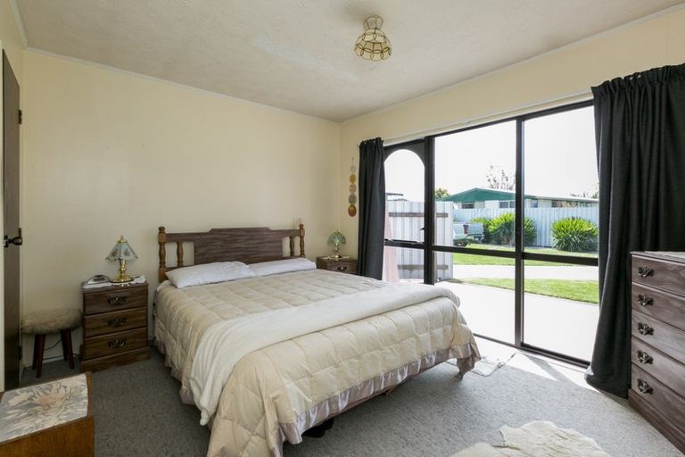 Photo of property in 33 Gilmour Place, Taradale, Napier, 4112