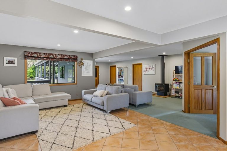 Photo of property in 2 Southleigh, Raumati South, Paraparaumu, 5032