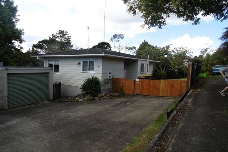 Photo of property in 2/34b Helena Street, Massey, Auckland, 0614