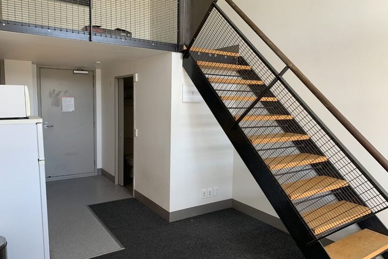 Photo of property in Urbane Apartments, 28/29 Webb Street, Mount Cook, Wellington, 6011