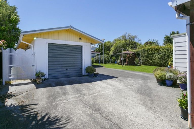Photo of property in 70 Hinemoa Avenue, Taupo, 3330