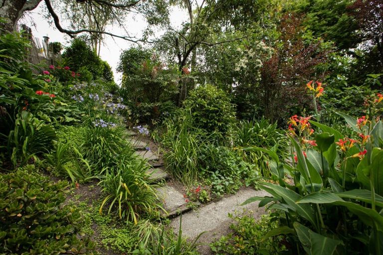 Photo of property in 3 Matthew Street, Waipawa, 4210