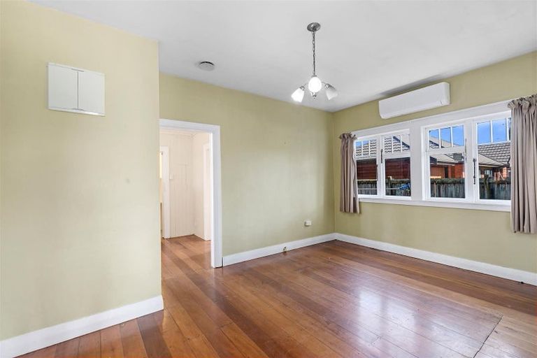 Photo of property in 12 Pohutukawa Street, Woburn, Lower Hutt, 5010