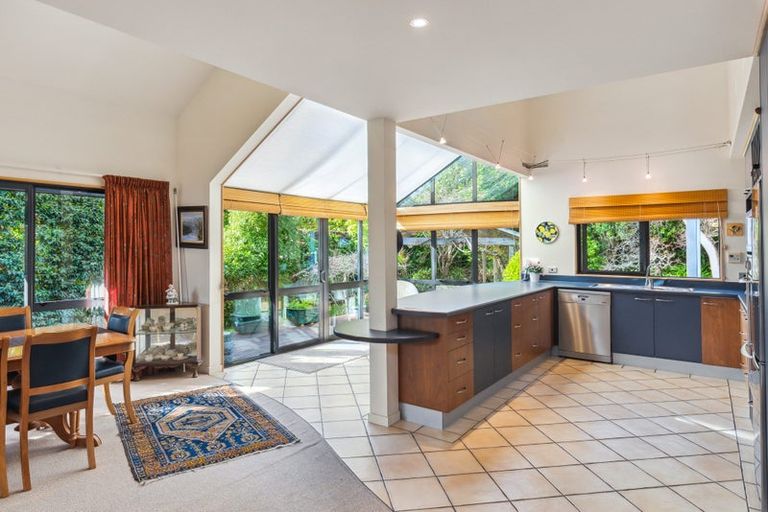 Photo of property in 11 Karu Crescent, Waikanae, 5036