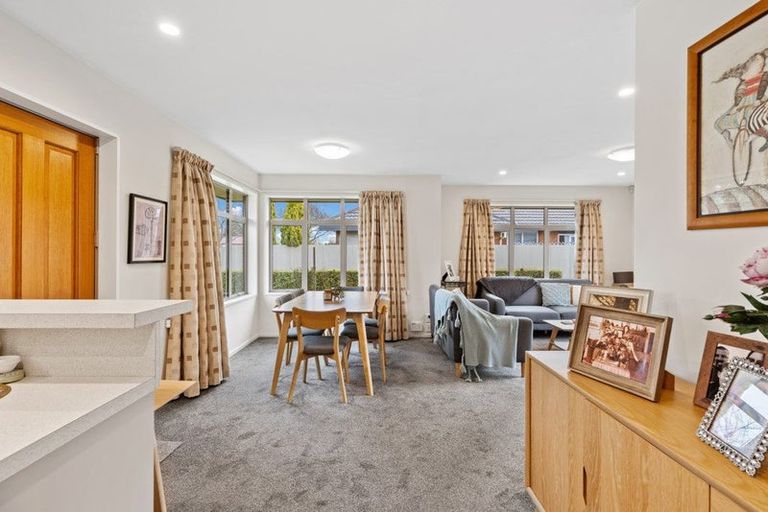 Photo of property in 1/36 Tuckers Road, Redwood, Christchurch, 8051