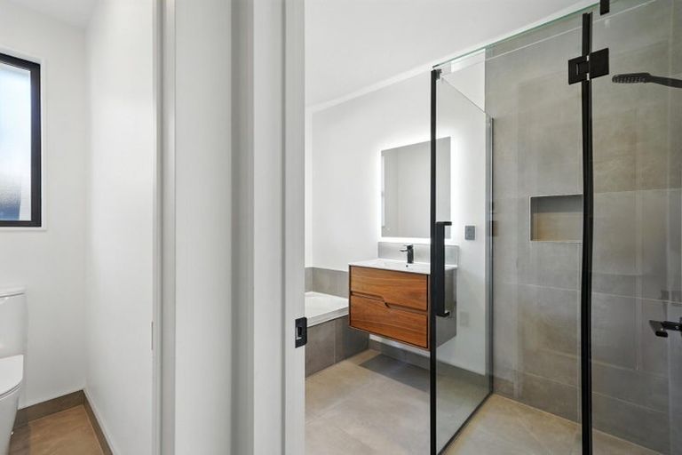 Photo of property in 39 Whitburn Avenue, Halswell, Christchurch, 8025