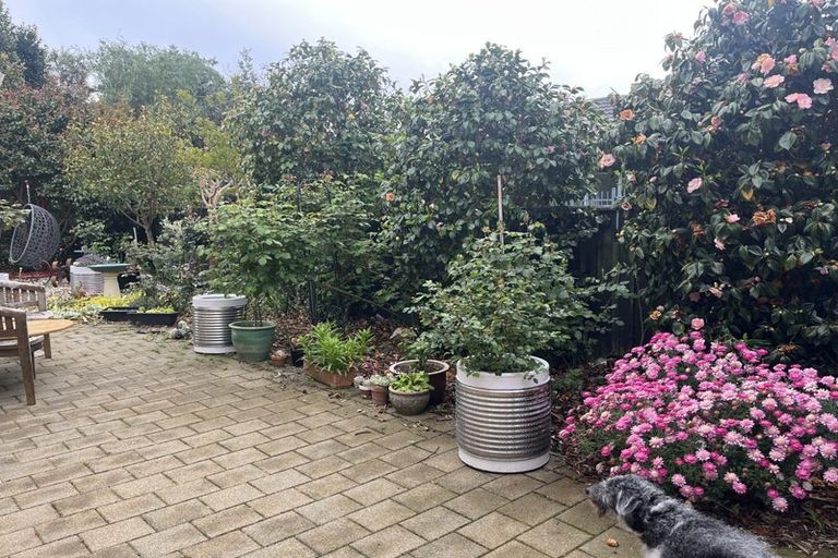 Photo of property in 9 Mariners Way, Whitby, Porirua, 5024