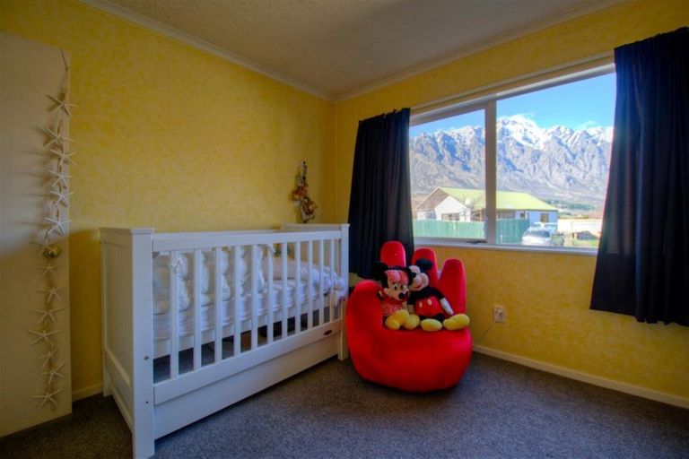 Photo of property in 47 Remarkables Crescent, Frankton, Queenstown, 9300