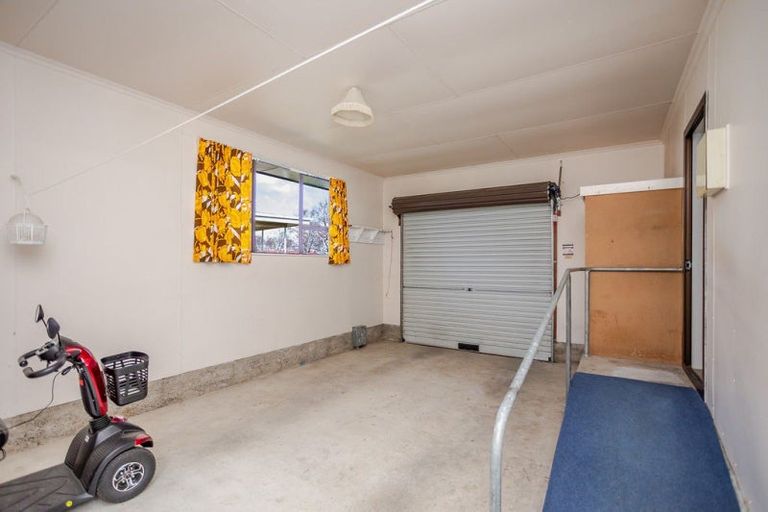Photo of property in 9 Mcphee Street, Dannevirke, 4930
