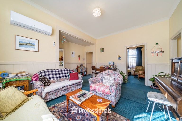 Photo of property in 19 Grimsby Grove, Wainuiomata, Lower Hutt, 5014