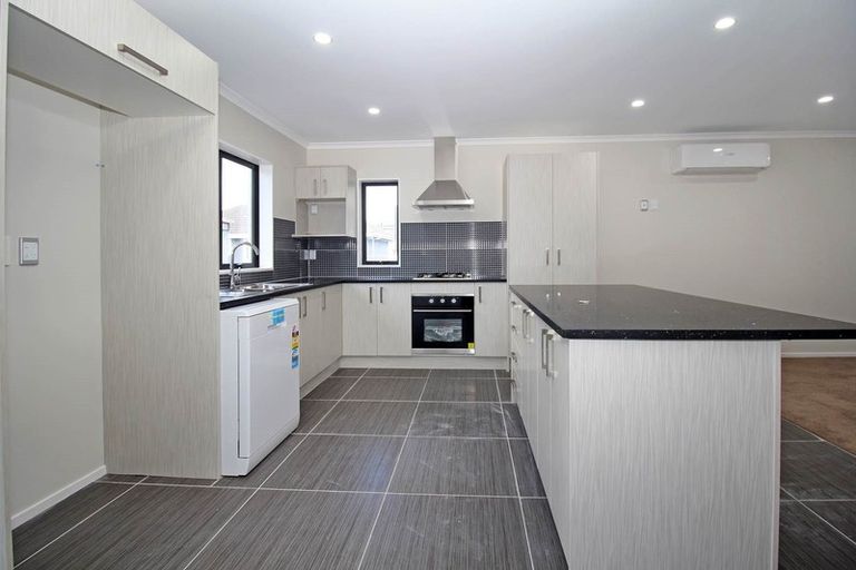 Photo of property in 14 Plunket Avenue, Petone, Lower Hutt, 5012