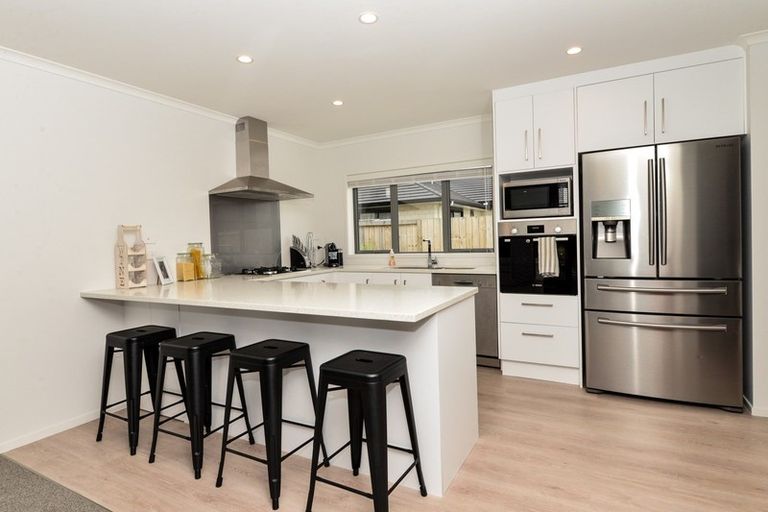 Photo of property in 46u2 North Ridge Drive, Rototuna North, Hamilton, 3281