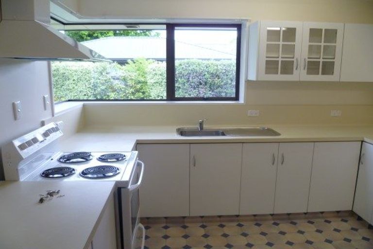 Photo of property in 17a Queen Street, Rangiora, 7400