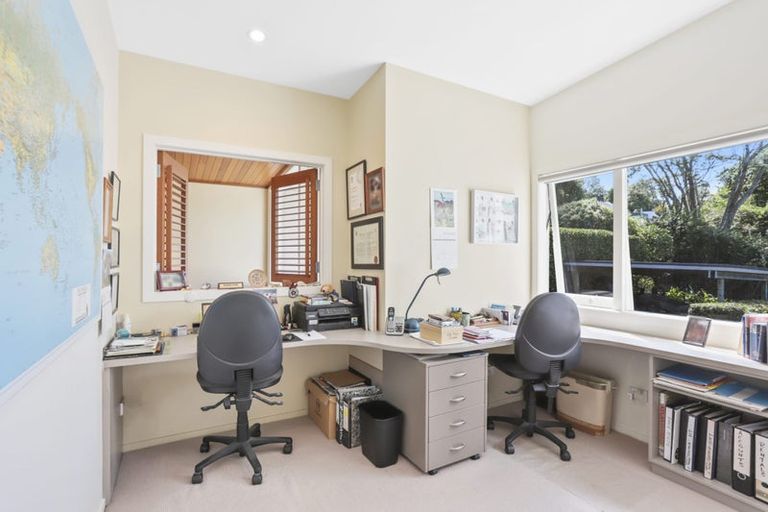 Photo of property in 20 Rangiwai Road, Titirangi, Auckland, 0604