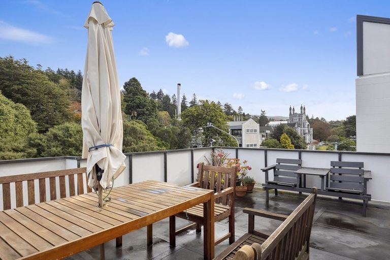 Photo of property in Cargill Court, 2/27 Arthur Street, Dunedin Central, Dunedin, 9016