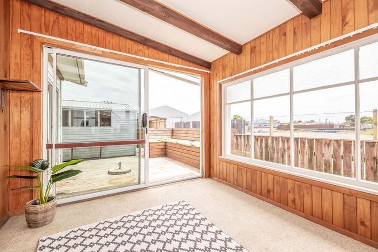 Photo of property in 132 Peel Street, Westport, 7825