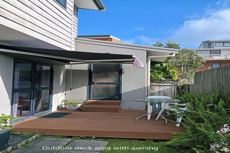 Photo of property in 1/12 Hebron Road, Waiake, Auckland, 0630