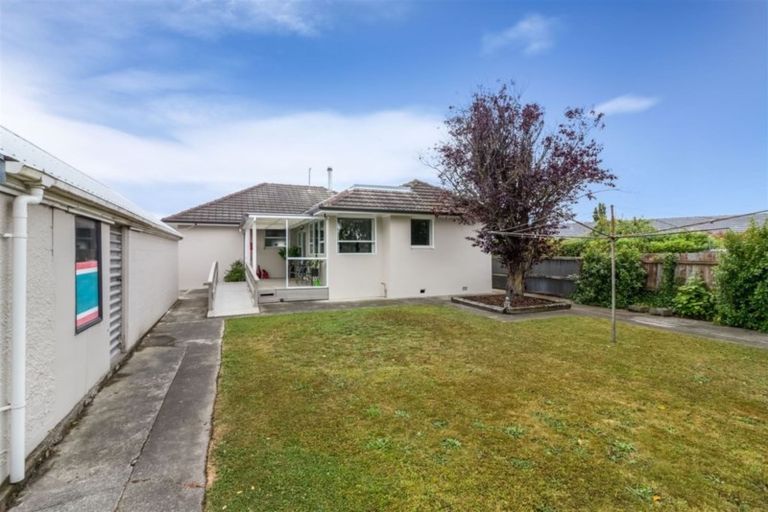 Photo of property in 9 Manuka Street, Mairehau, Christchurch, 8013