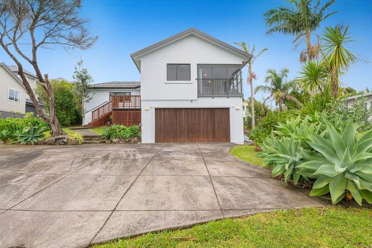 Photo of property in 1/5 Zealandia Road, Manly, Whangaparaoa, 0930