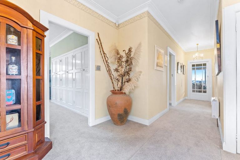 Photo of property in 88 Birkdale Road, Birkdale, Auckland, 0626