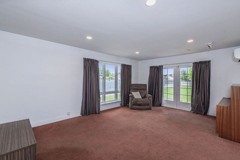 Photo of property in 74b Brynley Street, Hornby, Christchurch, 8042
