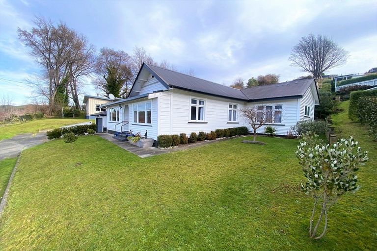 Photo of property in 1 Swan Street, Taihape, 4720