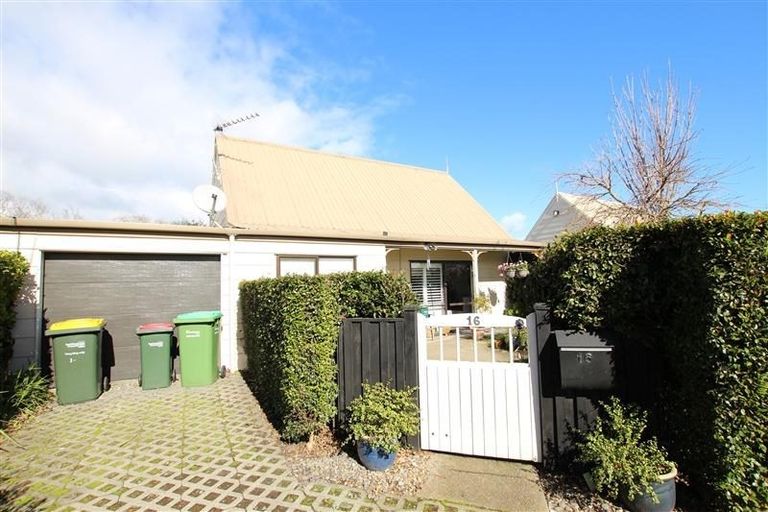 Photo of property in 16/58 Manuroa Road, Takanini, 2112