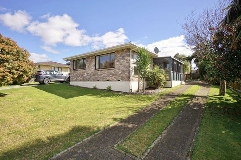 Photo of property in 6 Randell Place, Te Puke, 3119