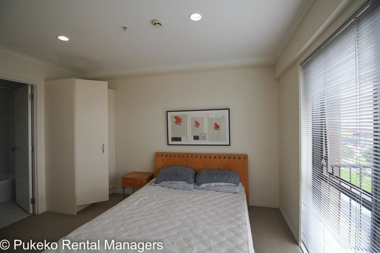 Photo of property in 3d/18 Ronwood Avenue, Manukau, Auckland, 2104