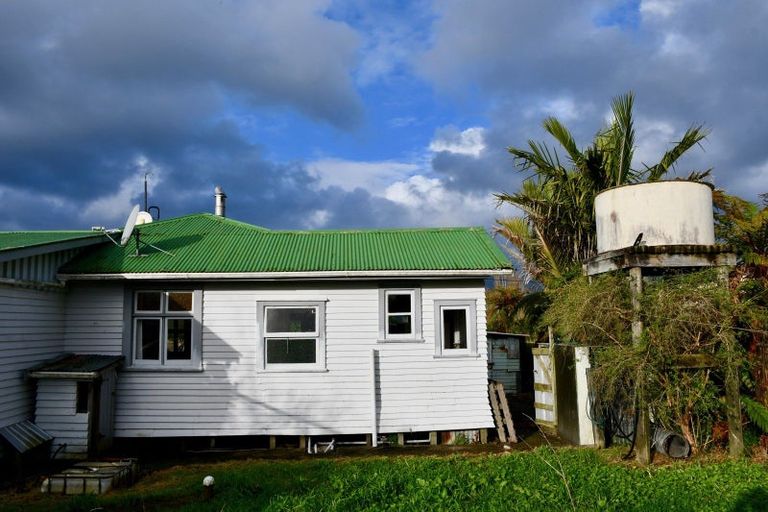 Photo of property in 5-7 Wharf Road, Karamea, 7893