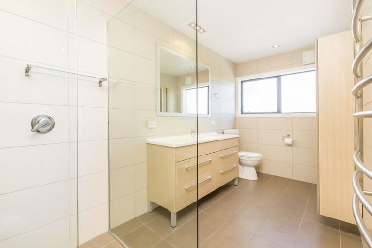 Photo of property in 15 Whitu Street, Khandallah, Wellington, 6035