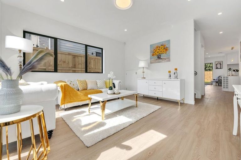 Photo of property in 10 Hughs Way, Flat Bush, Auckland, 2019