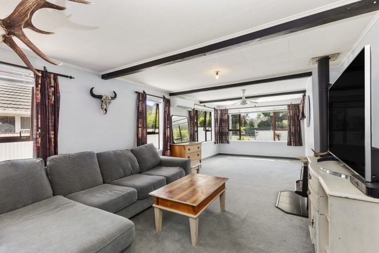 Photo of property in 16 Tawai Street, Trentham, Upper Hutt, 5018