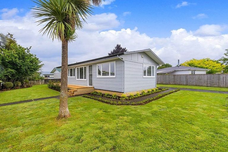 Photo of property in 2 Toi Grove, Turangi, 3334