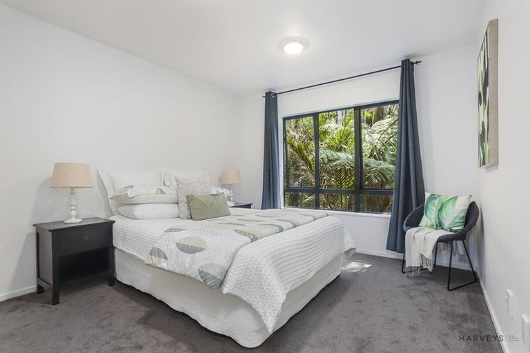 Photo of property in 15 Jays Road, Titirangi, Auckland, 0604