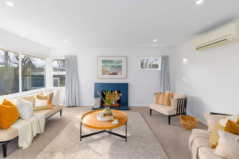 Photo of property in 31 Greendale Avenue, Avonhead, Christchurch, 8042